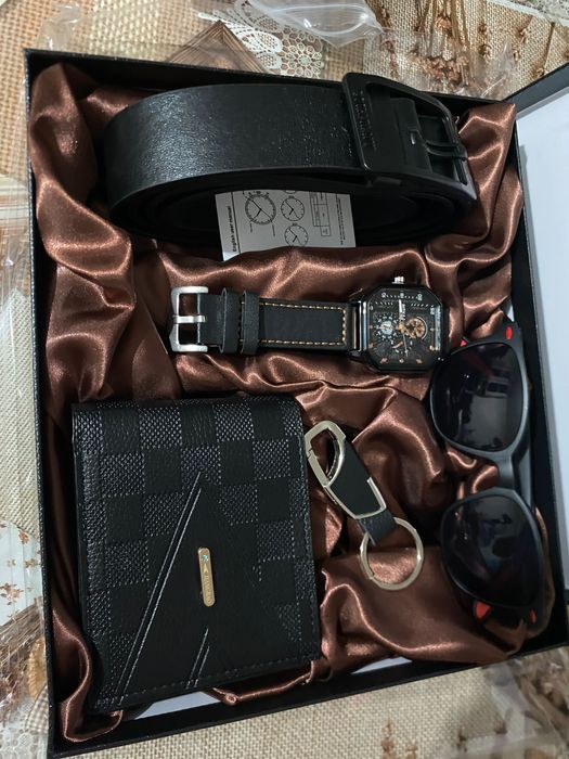 Set cadou barbati cu 5 Piese