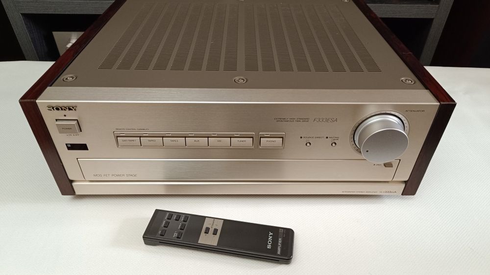 Хороший усилитель с пультом