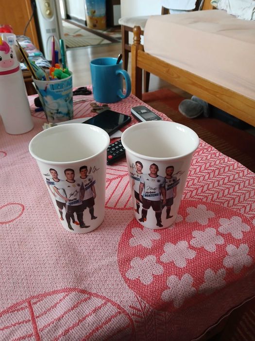 Порцеланови чаши