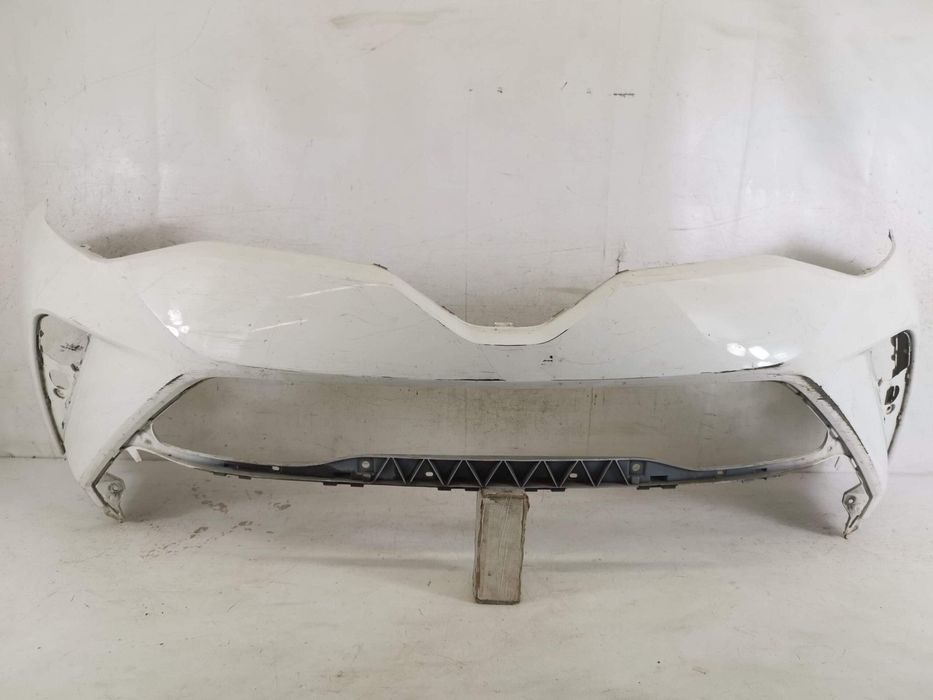 Предна броня Тойота Ц-ХР / Toyota C-HR 1 Оригинална, в добро състояние