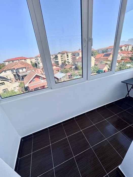 Inchiriez apartament