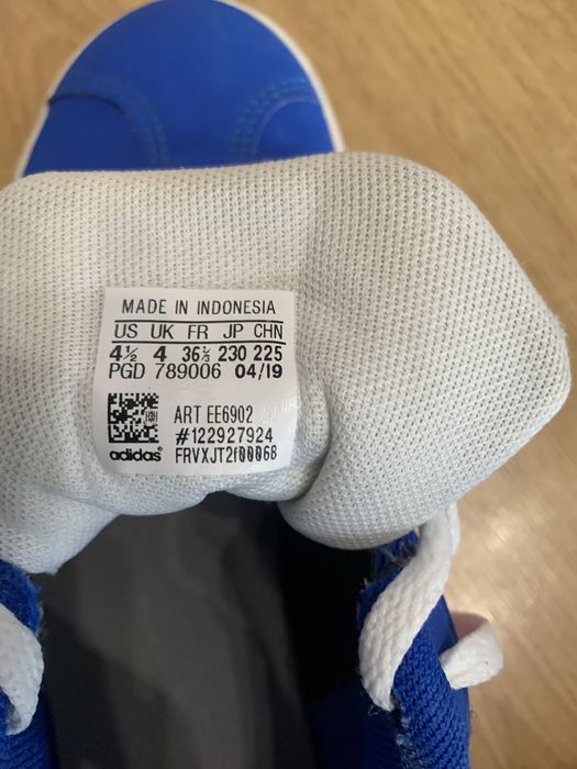 Маратонки adidas