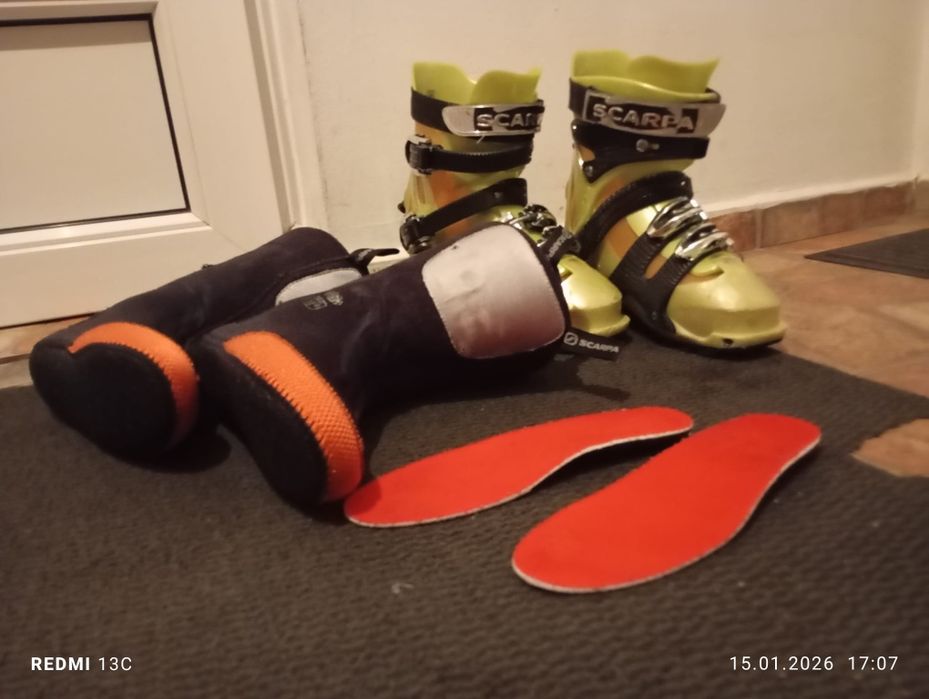 Clăpari Scarpa Nr 40