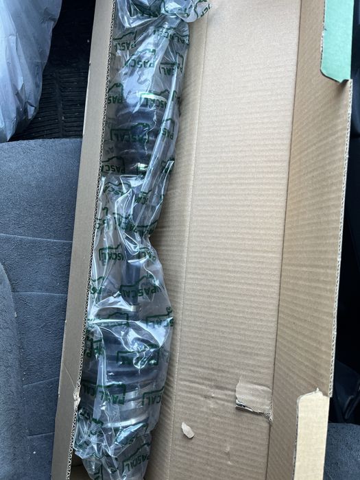 Полуоска лява за ланчия У/ фиат пунто