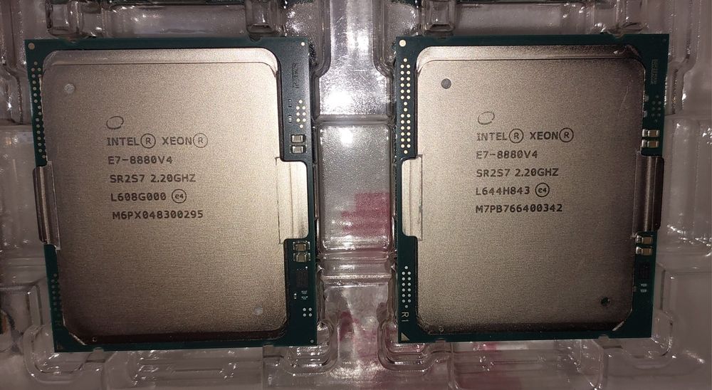 2 x Procesor Intel Xeon E7-8880 V4 22 Cores/44Th 2.2/3.3GH SR2S7 55mb