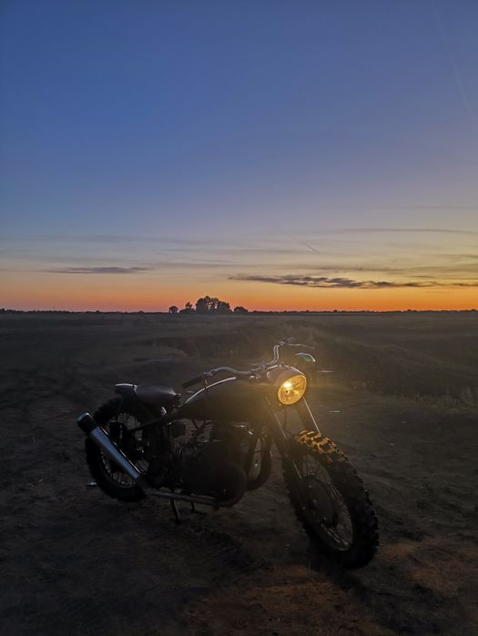 Продам мотоцикл BMW r-71