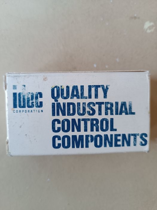 Твърдотелно реле IDEC RSSD-25A.