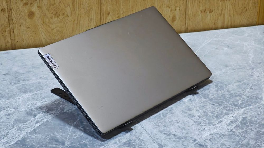 Продается: Ноутбук Lenovo ideapad slim 3i