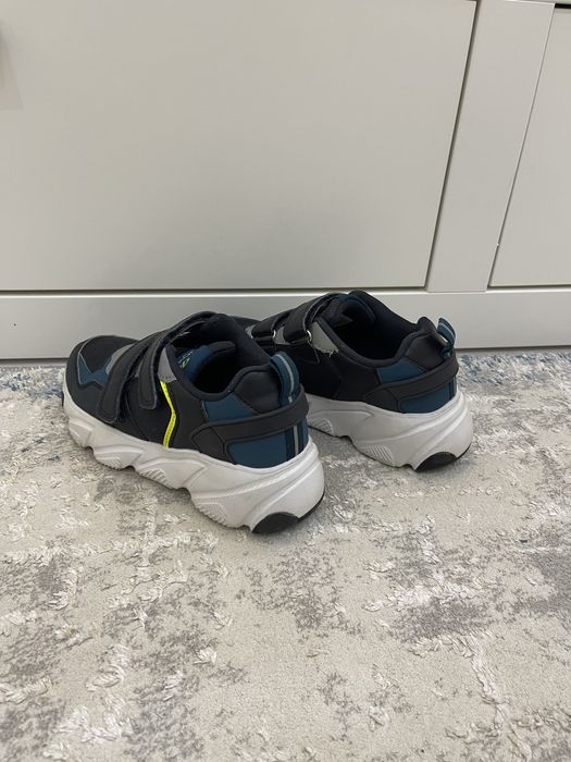 Кроссовки для мальчика