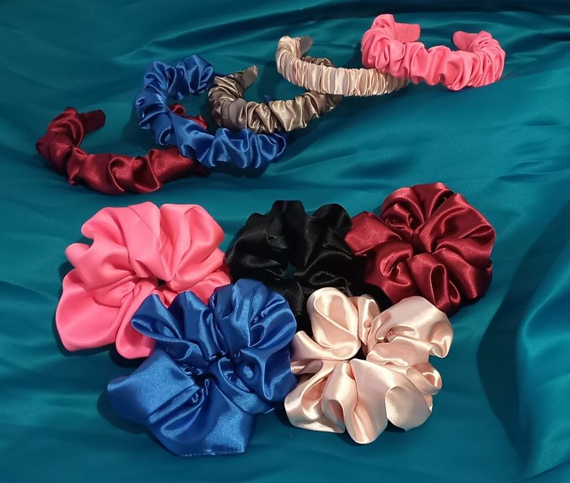 Сатенена диадема в комплект със голямо скрънчи