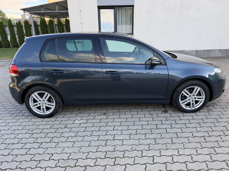 Vand volkswagen  golf 6 1,4 tsi,122 ps ,6viteze import Germania !
