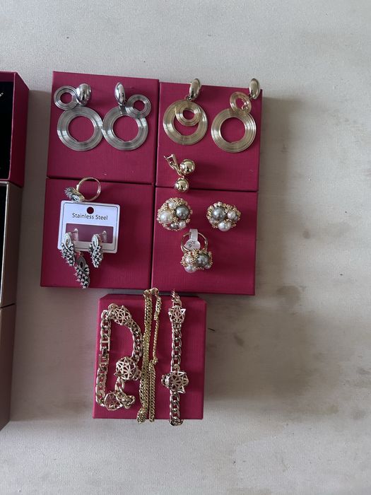 Бижутерия на руки