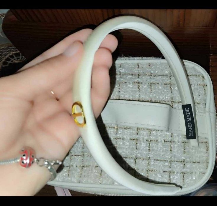 Женский ободок, белый, мягкий