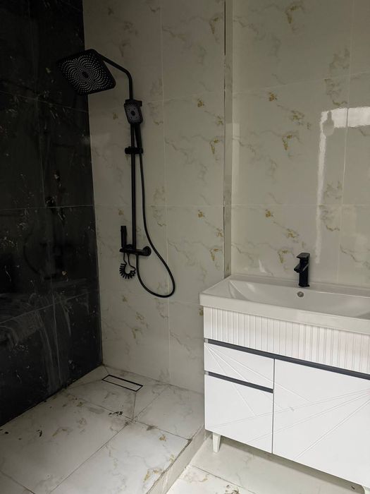 Kvartira  hasanboyda sotiladi