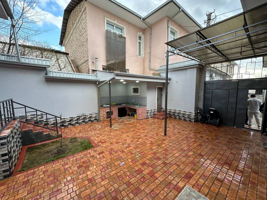 Продается евро дом Юнусабад