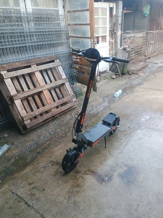 Trotineta electrică kukirin G2 2025