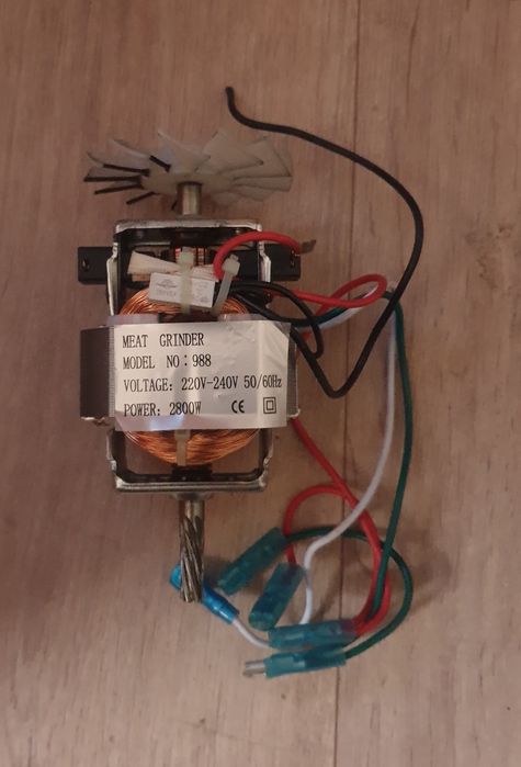 Продам моторчик на пылесос.