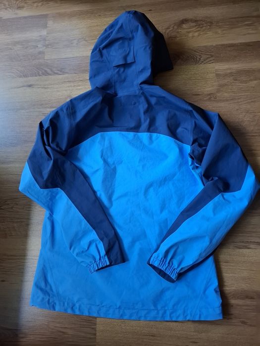 Salomon gore tex 2.5 L дамско яке M размер.