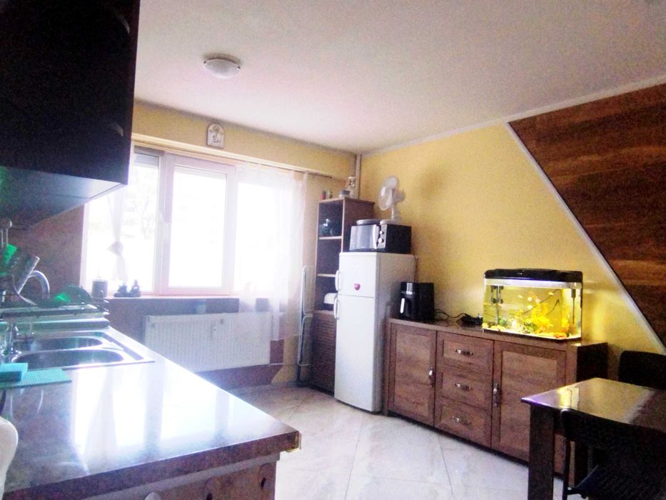 Дава се под наем Двустаен апартамент в Перник, Изток - 64 кв.м за 497.25 € - Снимка #3
