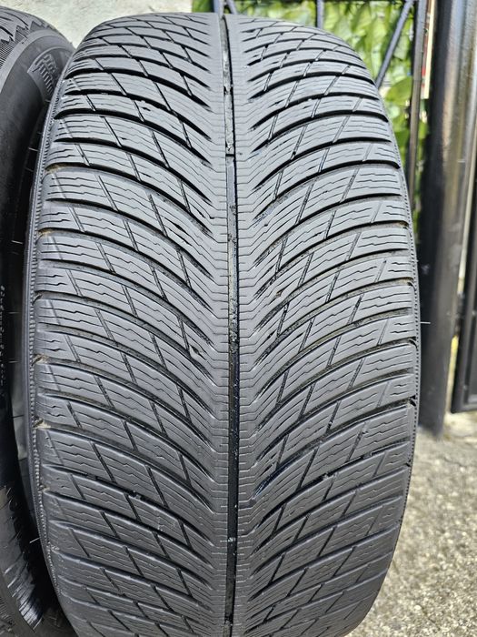 Vând patru anvelope de iarna michelin 255 50  21 dot 3221