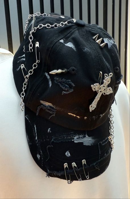 Jachete ,sacouri,pantaloni,sepci