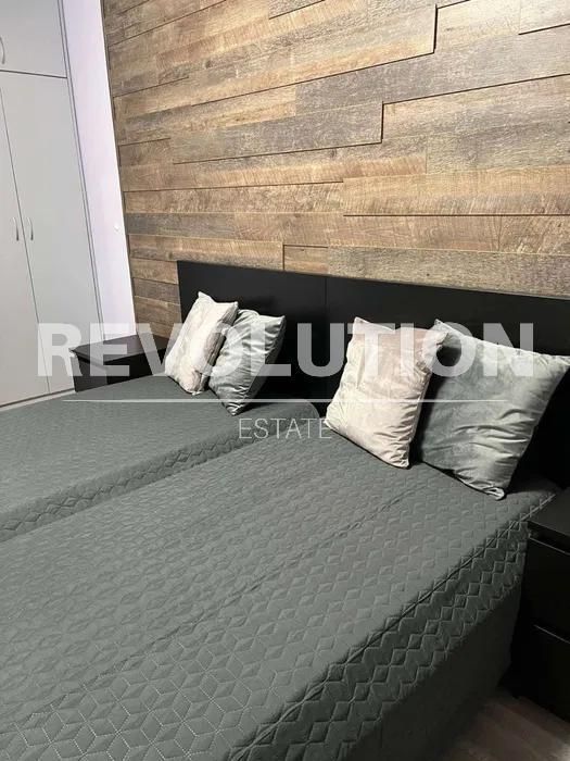 Дава се под наем Тристаен апартамент в Варна, Окръжна болница - 89 кв.м за 850 € - Снимка #5