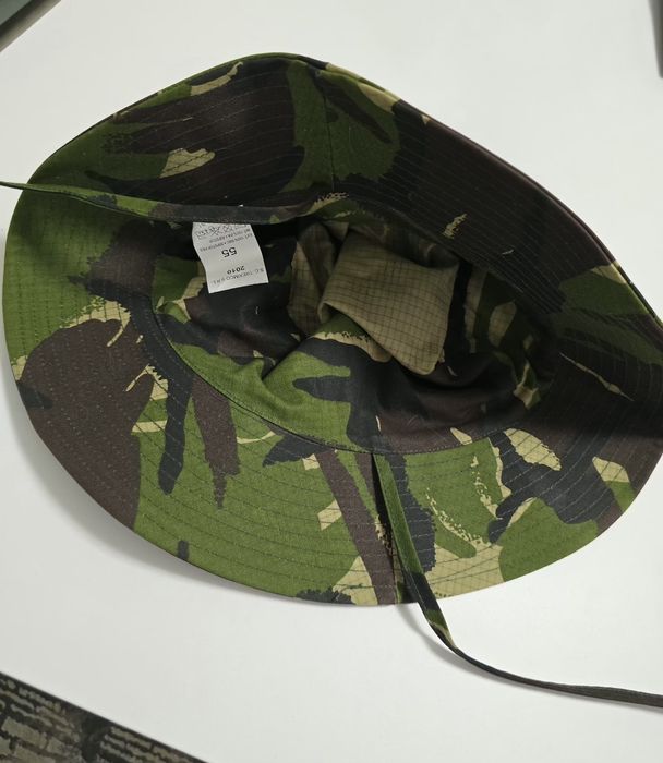 Tinuta militara pentru vanatoare