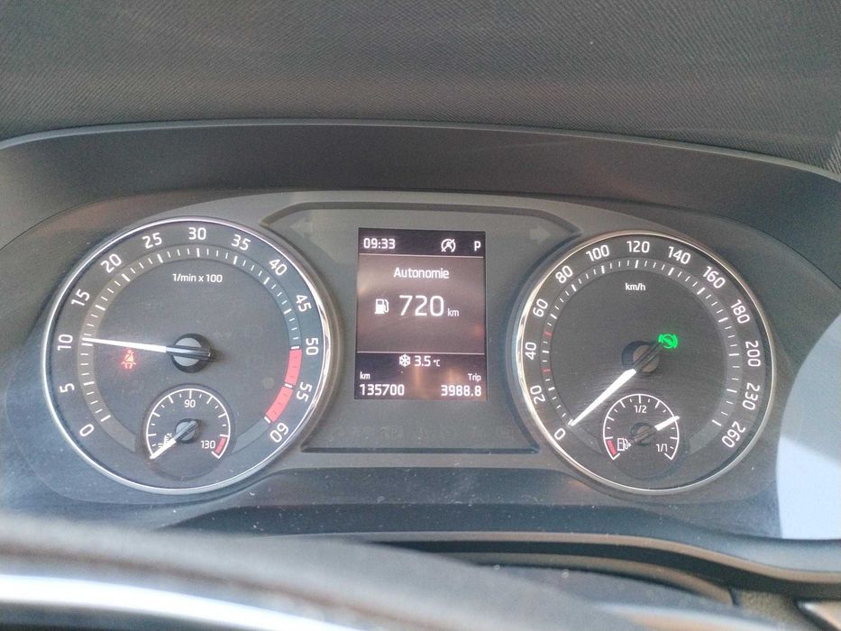 SKODA Octavia 2022 — imagine 3