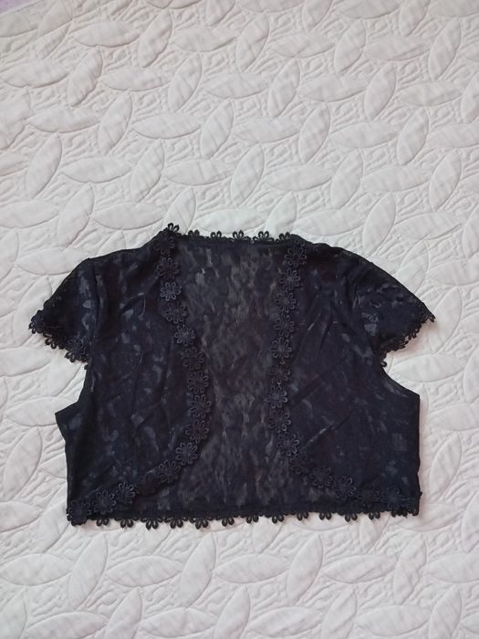 Юбка, көйлек сатылады