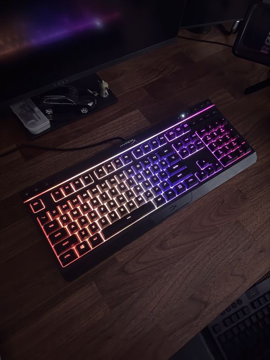 Tastatura gaming HyperX Alloy Core RGB