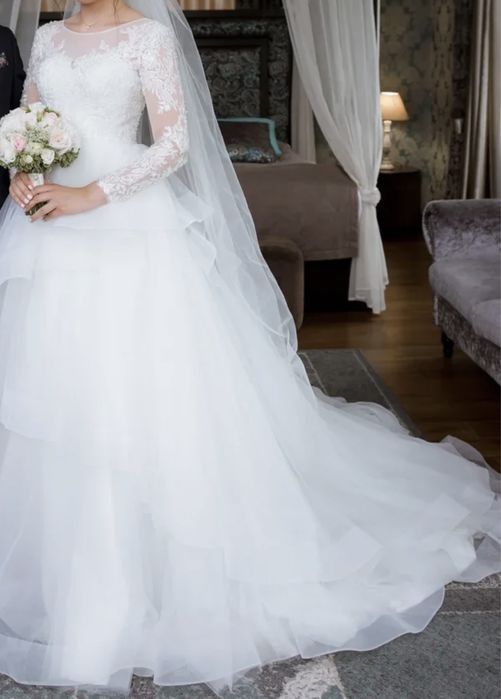 Свадебное платье