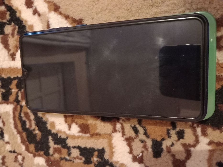 Vivo v17 holati ideal