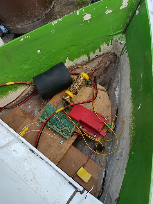 Радиоуправляем голям дървен кораб - 95 лв