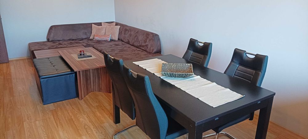 Дава се под наем Тристаен апартамент в София, Левски В - 65 кв.м за 560 € - Снимка #1