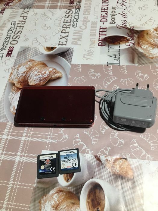 nintendo 3ds cu 3 jocuri