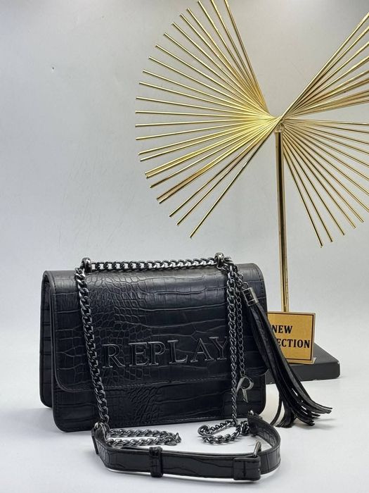 Стилна дамска чанта