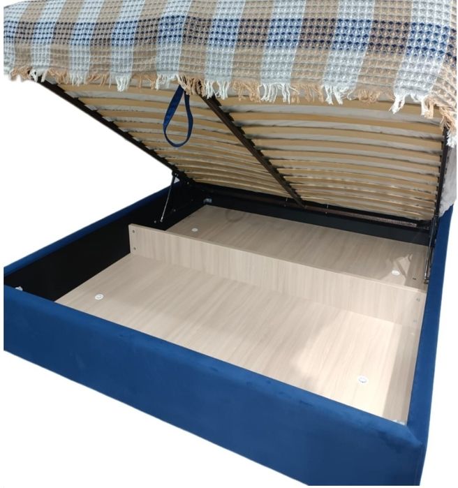 Кровать двуспальная 180х200