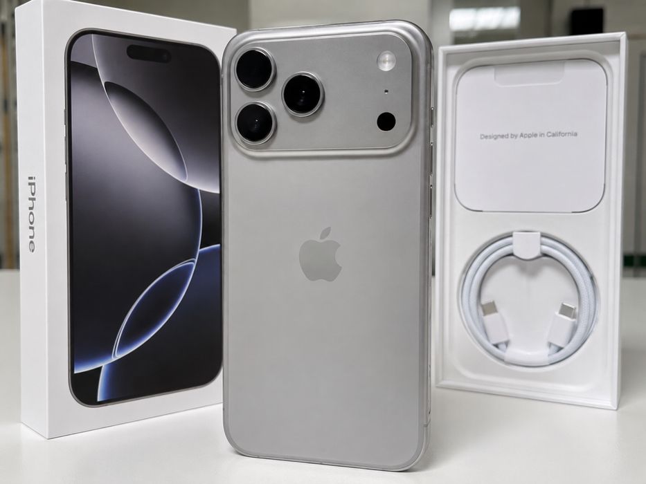 Продам айфон 17 Pro 1TB