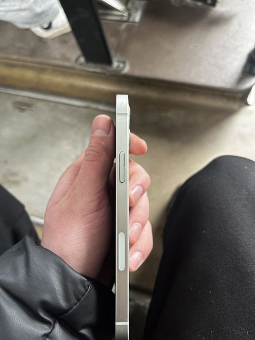 Обменяю айфон 12 в идиаде