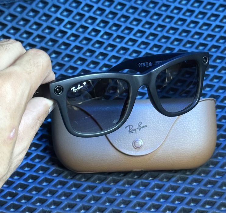 Ray Ban Meta Wayfarer