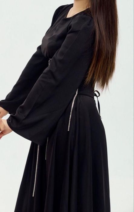 Платье 44-46рр атлас материал