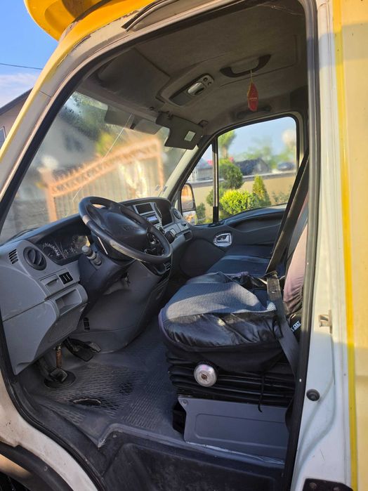 Iveco 35C12 - Carosat Cub Box 23 m³
