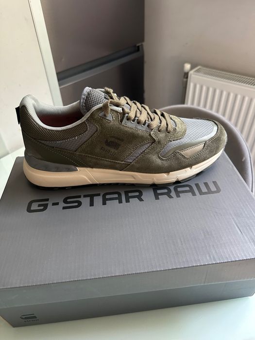 Нови обувки G-STAR