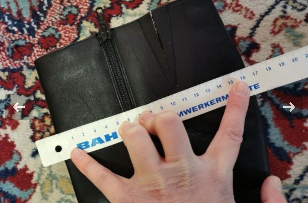 Черни кожени ботуши, нови, за тънък прасец