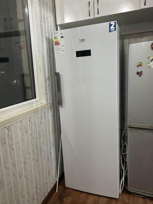 Срочно продаю морозильник