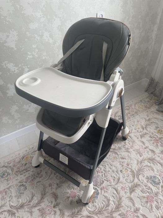 Продам стульчик для кормления