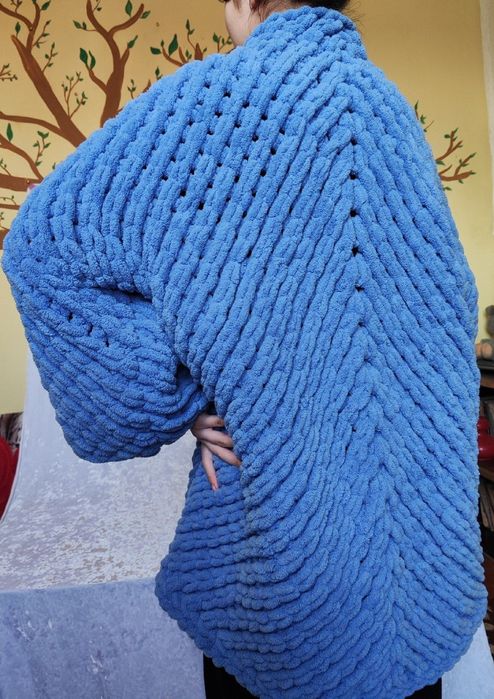 Кардиган сплетёный вручную