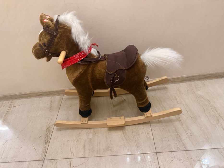 Детско конче за игра