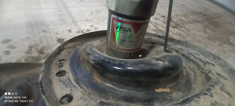 Амортизаторы от Тойота камри