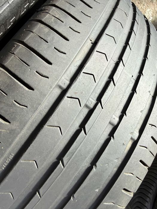 2x Anvelope Vara 215/55 R16 - Continental Conti Premium Contact 5